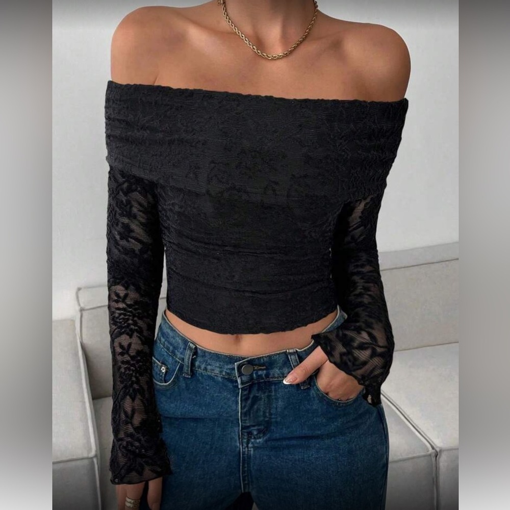 Elegant Black fitted off shoulder long sleeve lace Top
